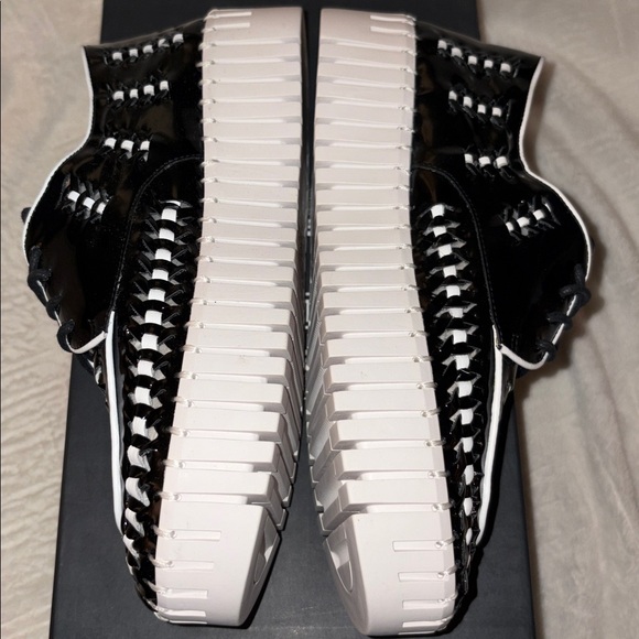 NWT Anthropologie SILENT D BRODIES Patent Leather Sneaker in Color Black/White - Picture 12 of 15